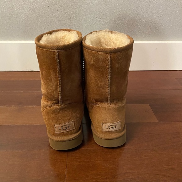 uggs! - Picture 3 of 3